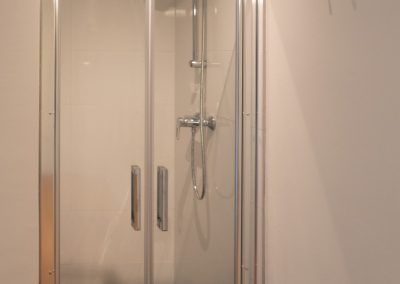Douche Studio Meidoornlaan 73 in Vianen. Is per direct te huur.